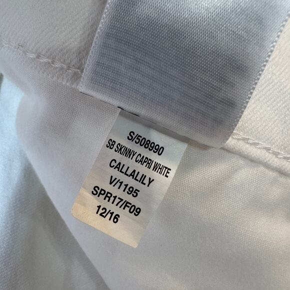 Old Navy Jeans SZ 14 Skinny Capri Mid Rise Callalily White Denim Stretch Button - Picture 5 of 10